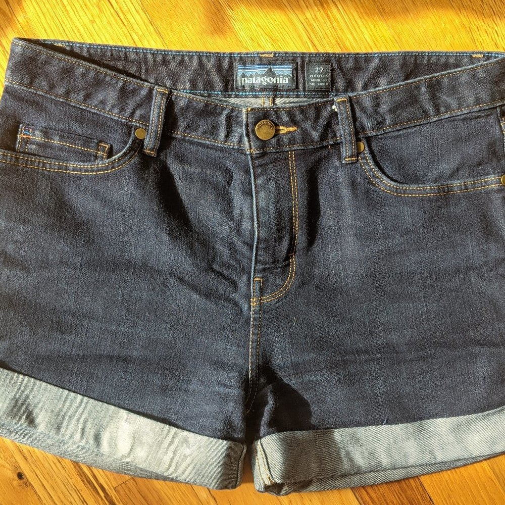 ‼️GIFTED‼️Patagonia | NWOT Cuffed Jean Shorts , Size 29 / 8